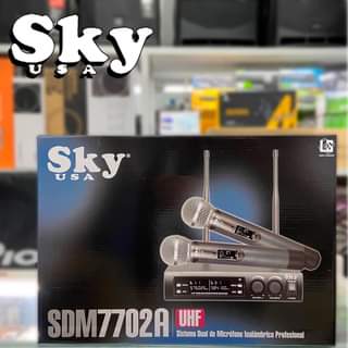 UHF WIRELESS MICROPHONE SKY SDM 7702A Supreme Audio